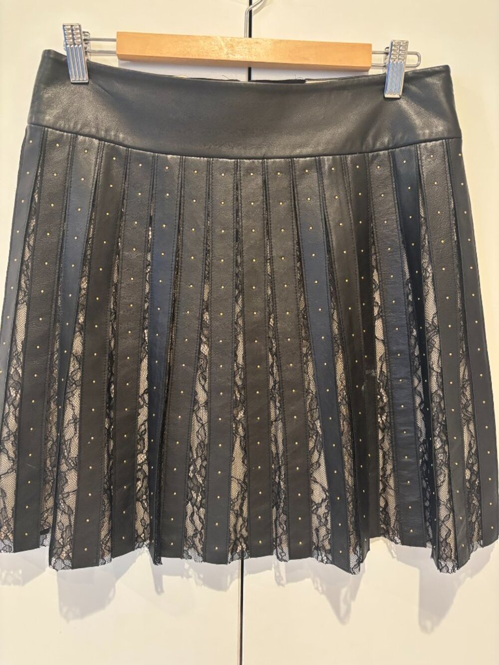 Alice + Olivia Pleated Leather & Lace Skirt